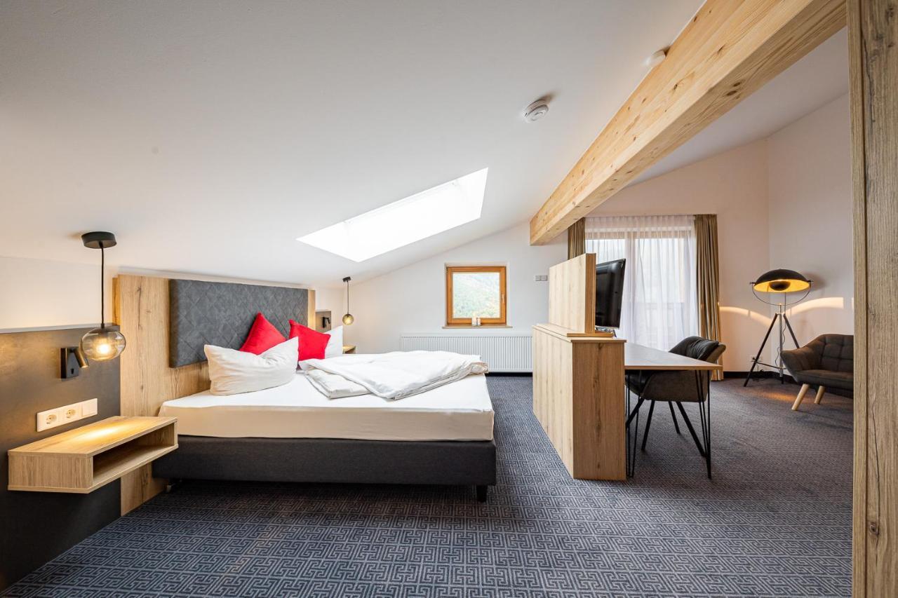Berghotel & Chalets Adersberg Chiemgau Card Kostenfrei Grassau  Esterno foto