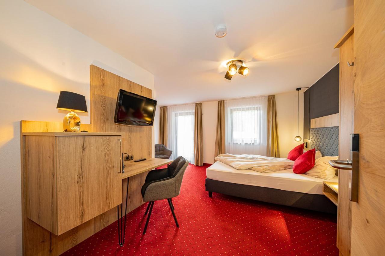 Berghotel & Chalets Adersberg Chiemgau Card Kostenfrei Grassau  Esterno foto